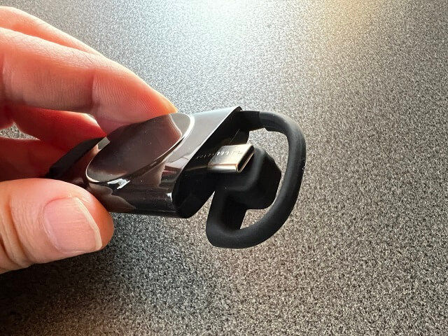 Type-Cを使うApple Watch充電器の差込口
