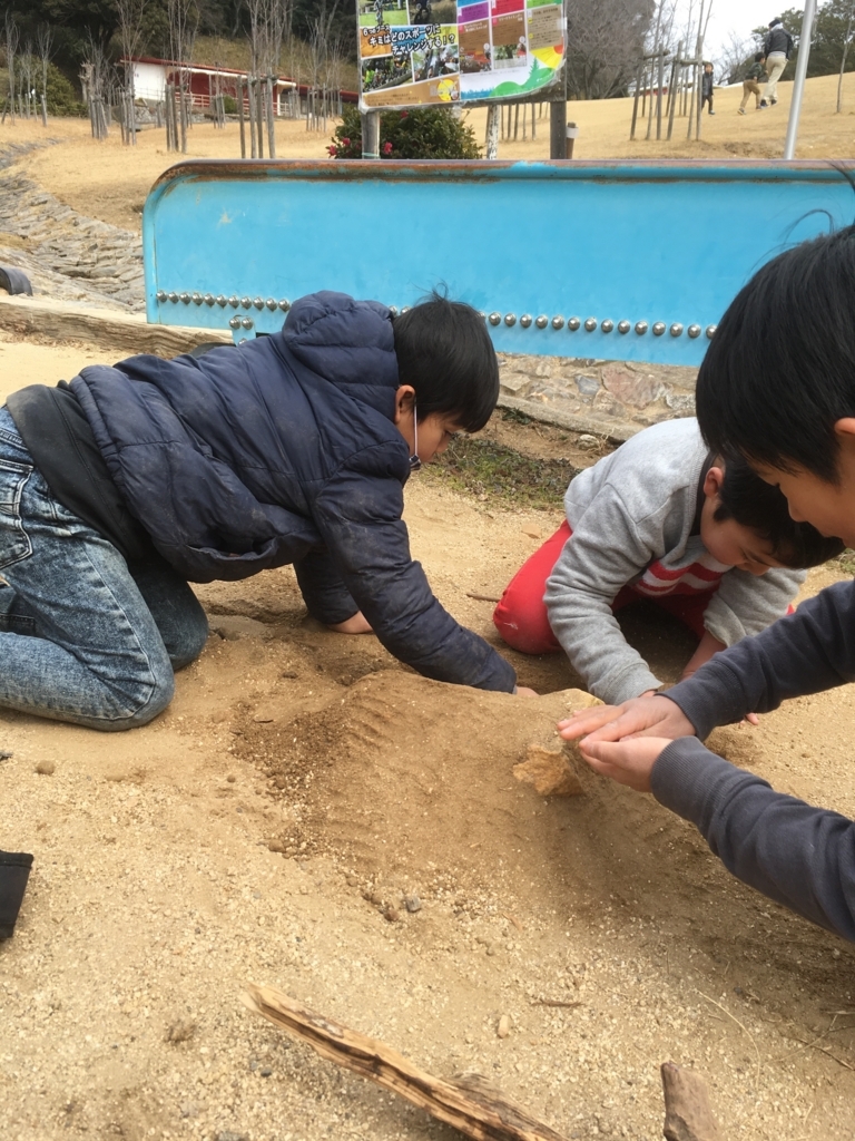 f:id:chairukanomori:20180310001156j:plain