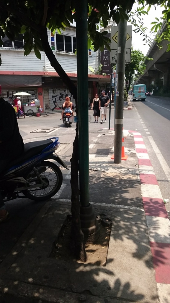 f:id:chakachi:20180814001036j:plain:w200 f:id:chakachi:20180814001036j:plain:w200