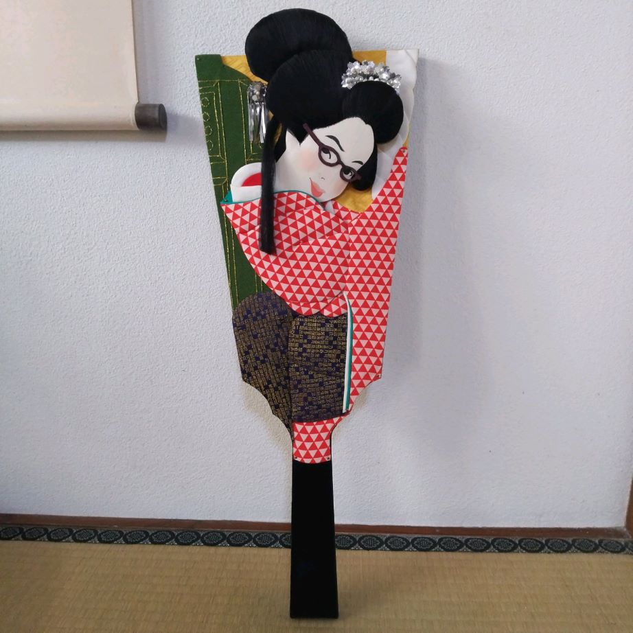 自作した羽子板の全形
