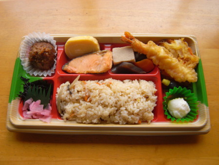 鶏牛蒡ご飯幕の内