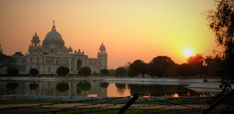 コルカタのビクトリアメモリアルと夕焼け