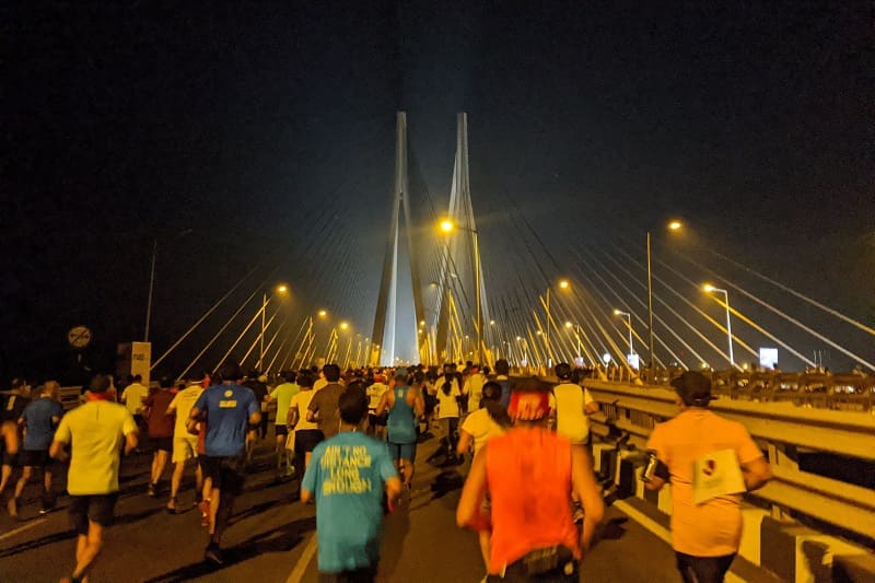 ムンバイマラソン最大の魅力のひとつ、シーリンク①