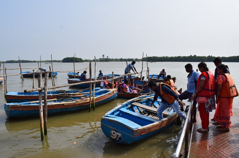 ピチャワラムマングローブ林ボート乗り場