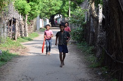 キライ村の子供②