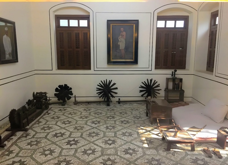 マニバワンのガンジーの部屋