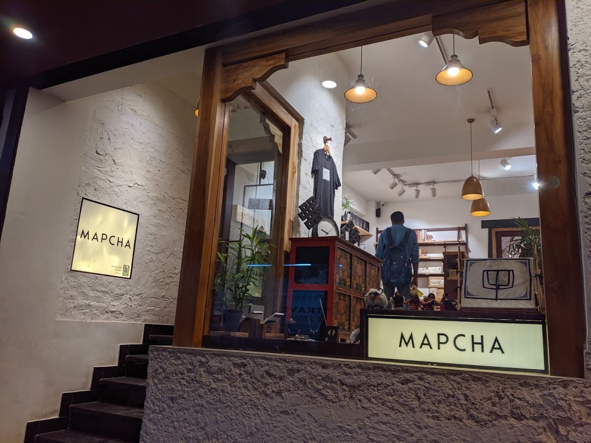 デリーのチベット街にある雑貨屋(MAPCHA)