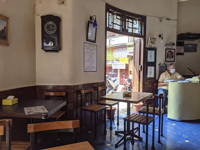 Ideal Cornerレストランの店内