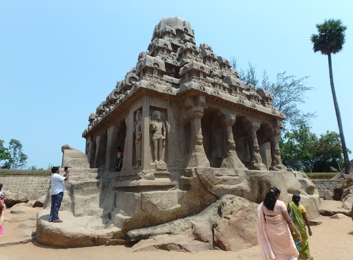 ダルマラージャ・ラタ