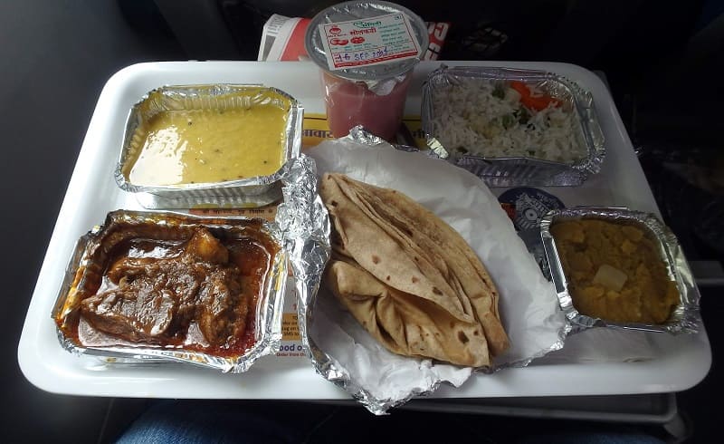 Tejas Expressの車内食