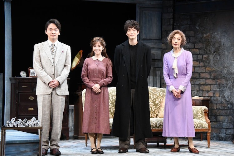 演劇] テネシー・ウィリアムズ 『ガラスの動物園』 - charisの美学日誌