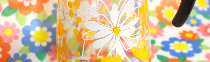 レトロで可愛いアデリアの水差し [ 石塚硝子 ] - miagolare