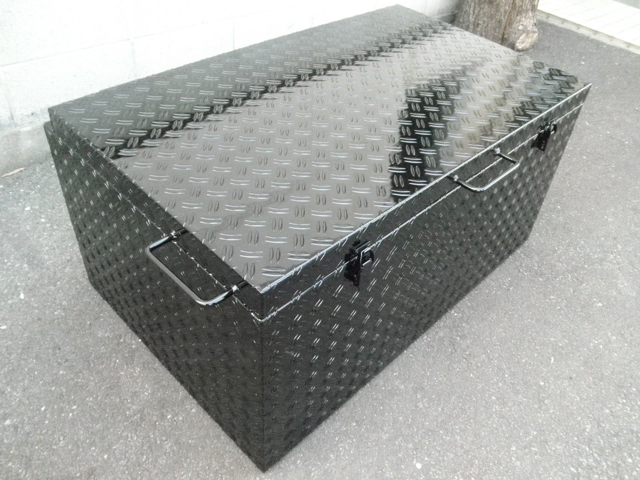 アルミ 工具箱 ブラック 大型160L 123cm×39cm×39cm Amazon.co.jp: Zabuuun!【正規品】アルミ 工具箱 ブラック 大型160L