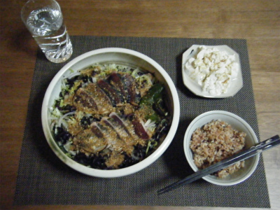 たたきサラダwith手製胡麻ドレ。