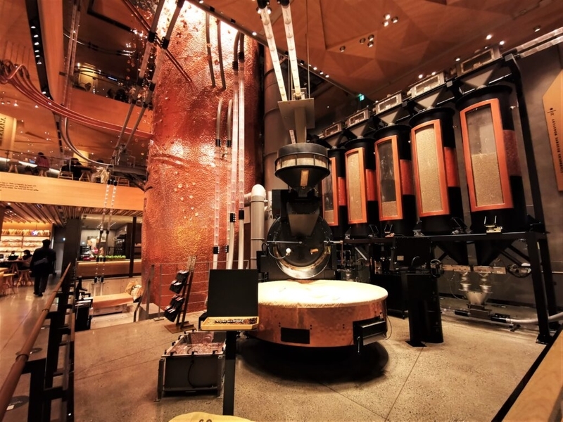 スターバックスリザーブロースタリー東京の焙煎機の写真