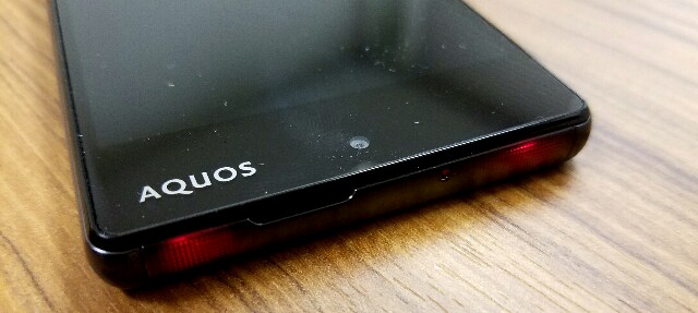 f:id:chehonz5:20160801164555j:plain 高性能コンパクトスマホ「SoftBank AQUOS Xx2 mini 503SH」ファーストインプレッション-片手で使えて持ちやすさ重視ならコレ!