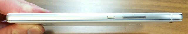 f:id:chehonz5:20161001022739j:plain 洗練されたデザインに魅力的な価格『HUAWEI P9 lite』を購入レビュー&使用感!-「ZenFone3 5.2インチ」と迷うのも分かる仕上がりに