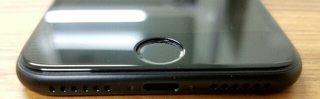 f:id:chehonz5:20161010182656j:plain iPhone7 / iPhone7 Plusのオススメ全面ガラス保護フィルムはコレ!現状コレ以外考えられない、ケースとの相性も良い◎