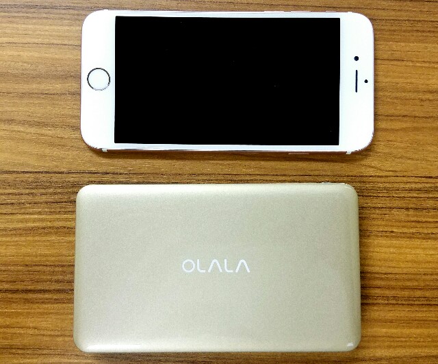 f:id:chehonz5:20161107204017j:plain iPhone 7シリーズでも使える:「OLALA MFi認証済みモバイルバッテリー7500mAh ライトニングケーブル&USBケーブル内蔵」ケーブル内蔵で持ち歩かなくても良いのでとっても便利!