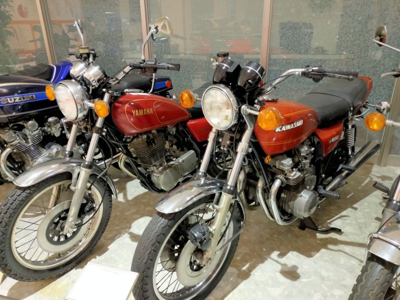 石川県 日本自動車博物館で車 バイクをじっくり観察 ワープロ ポケベルまであって懐かしい 50歳で公務員を退職 私のセミリタイア