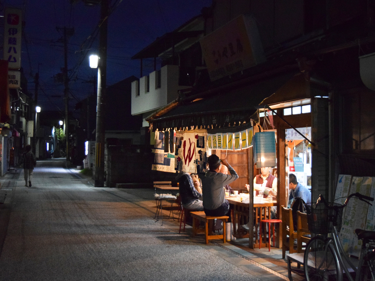 さびれゆく商店街の再興計画 幻想酒場 淡路島ハイボールを訪ねて メシ通 ホットペッパーグルメ