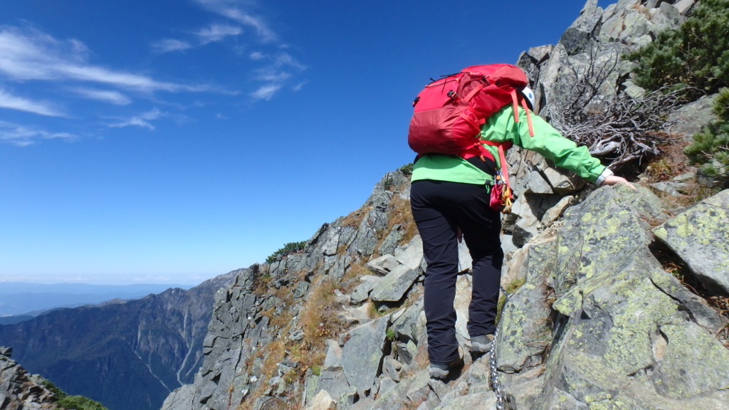 西穂高岳 上高地から日帰り登山 登山女子のぽんこつ日記 はじめての登山やコース 装備など