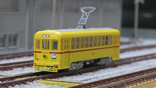 路面電車　陶器製 backend=imagemagick;version=1;
