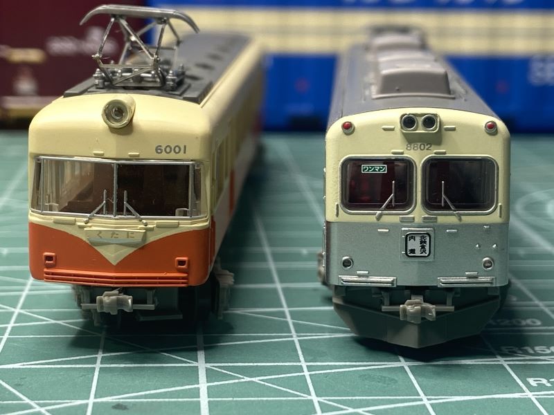 鉄コレ ラブライブ!サンシャイン!! Nゲージ化 カプラー交換済 パンタ交換済 伊豆箱根鉄道7000系(7502編成)幻日のヨハネ -SUNSHINE in the