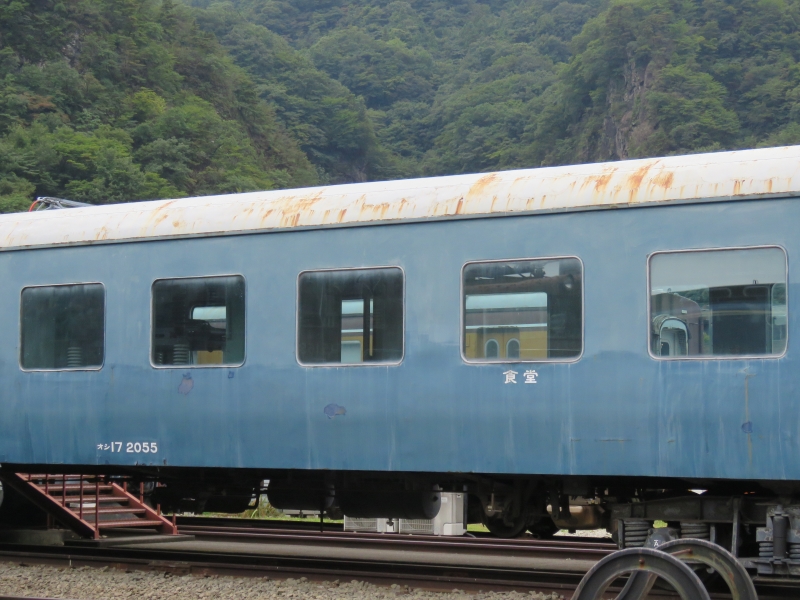KATOオシ17に室内灯を装備しました。 - NEW CHIBA TRAIN NET