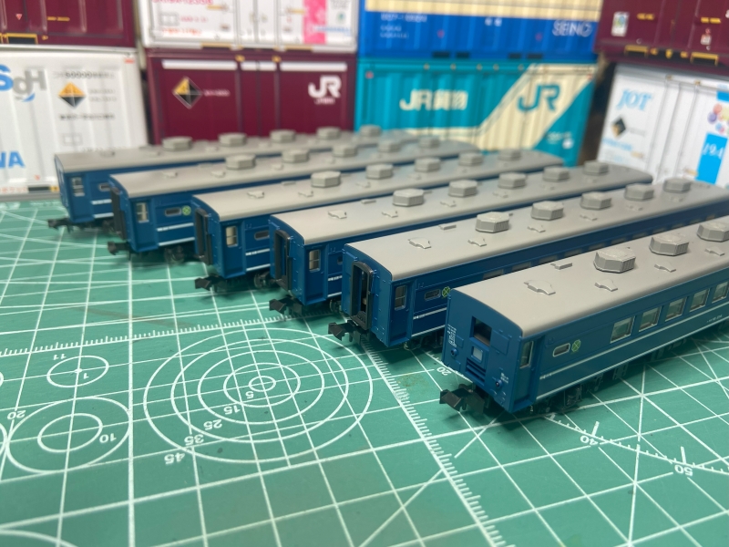 KATO スロ81系／マグネティックナックルカプラー換装と自動解放