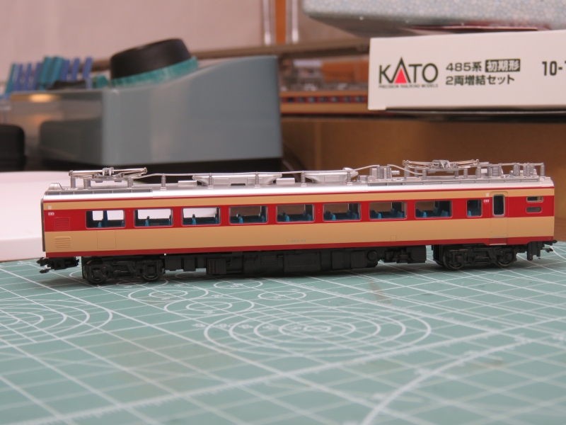 KATO 動力車追加分／減磁板設置（コアレスモーター対策：485系