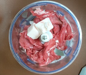 特製塩コショウが決め手 ハンバーガー専用ビーフパティ 再現レシピ 理系男子の再現料理 研究所