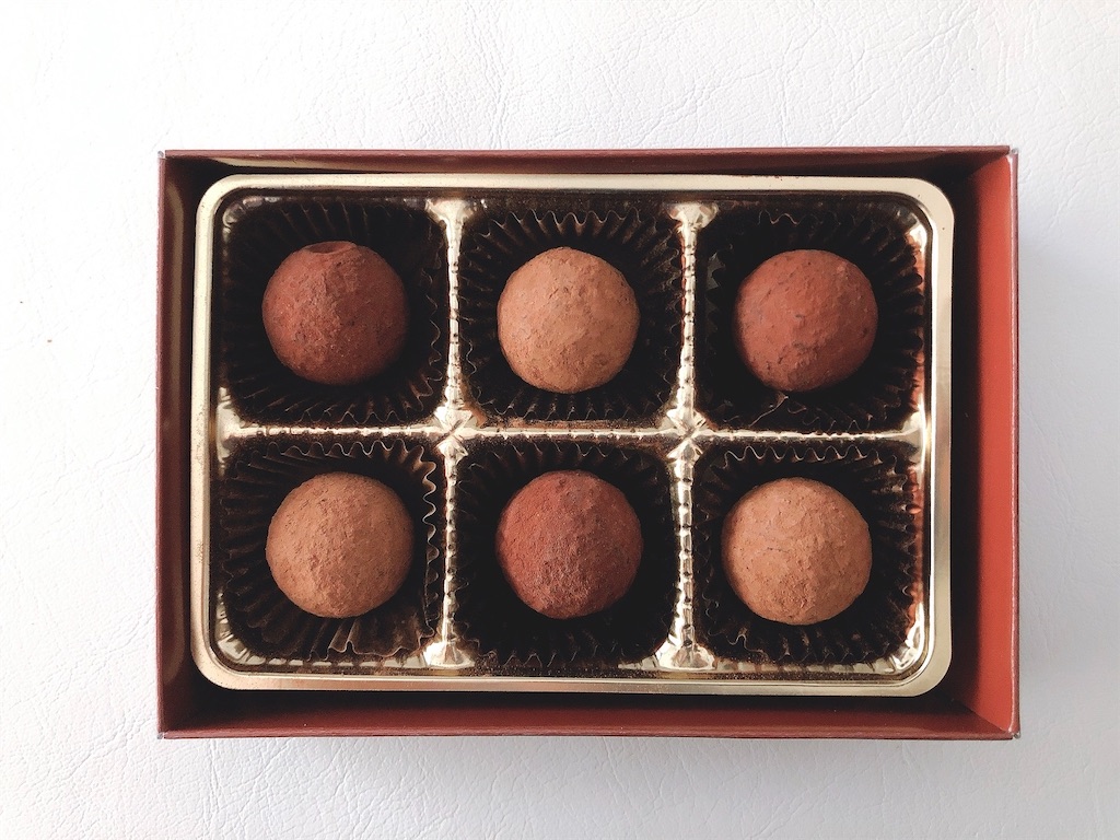 テオブロマ　ディスカバリーセット　ボンボン　オ　ショコラ テオブロマ オードパルファン ディスカバリーセット ボンボン オ