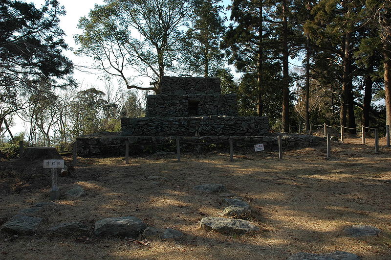 岡山の歴史遺産30 熊山遺跡 - くるみりすの歴史館