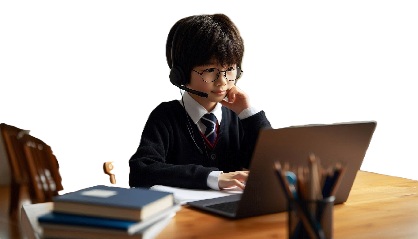 小学生がオンライン家庭教師に勉強を教えてもらっている画像5