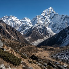 ヒマラヤ山脈の高山気候をイメージした画像