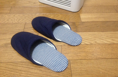 100円均一のスリッパ