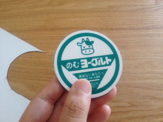100均 マグネットシートとシール