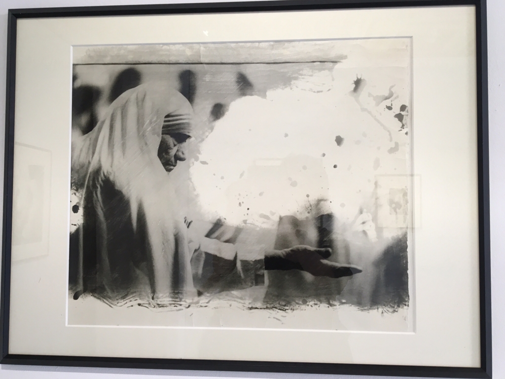 マザー・テレサを撮った日本人：百瀬恒彦 写真展「祝・列・聖