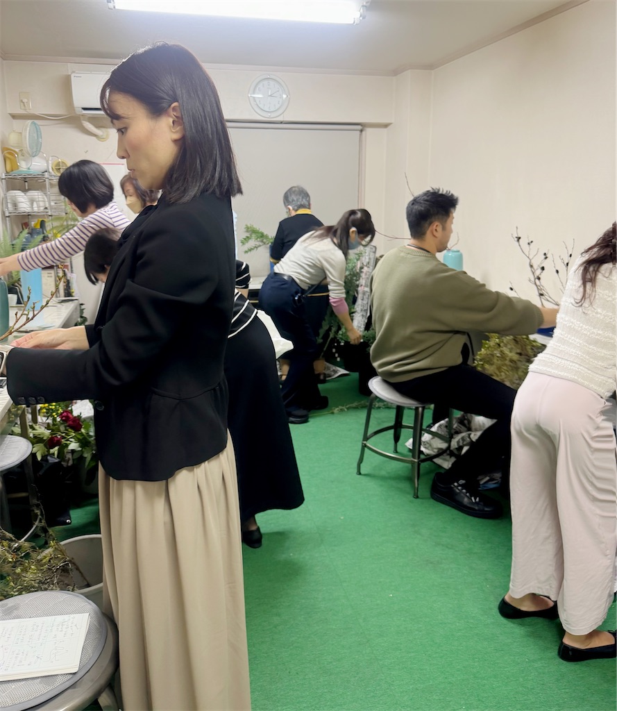 「たてるかたち」 - 花は世につれ