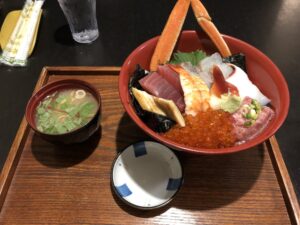 海鮮丼