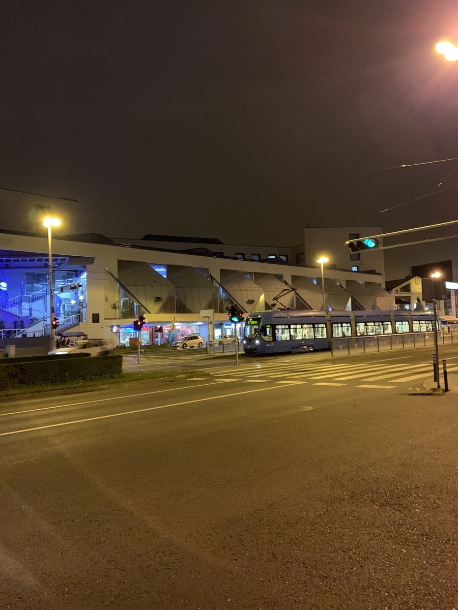 f:id:chim_blue:20191104001108j:plain f:id:chim_blue:20191104001108j:plain