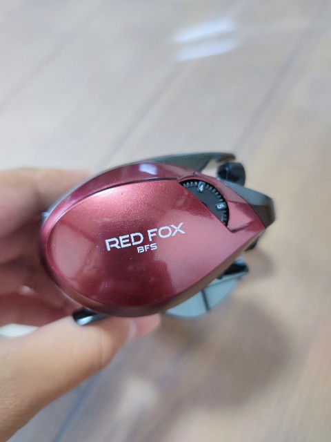 中華5000円ベイトフィネスリール SEAKNIGHT RED FOX BFS 開封＆初回使用インプレ - アリエク釣具レビュー