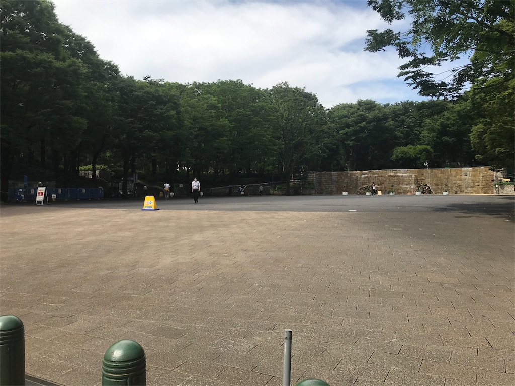 紹介 新宿中央公園水の広場は禁止の広場 Chinasukiのブログ