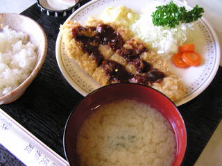 レストラン伽羅のロースカツ定食