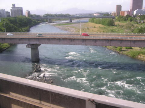 f:id:chinjuh:20090515064458j:image