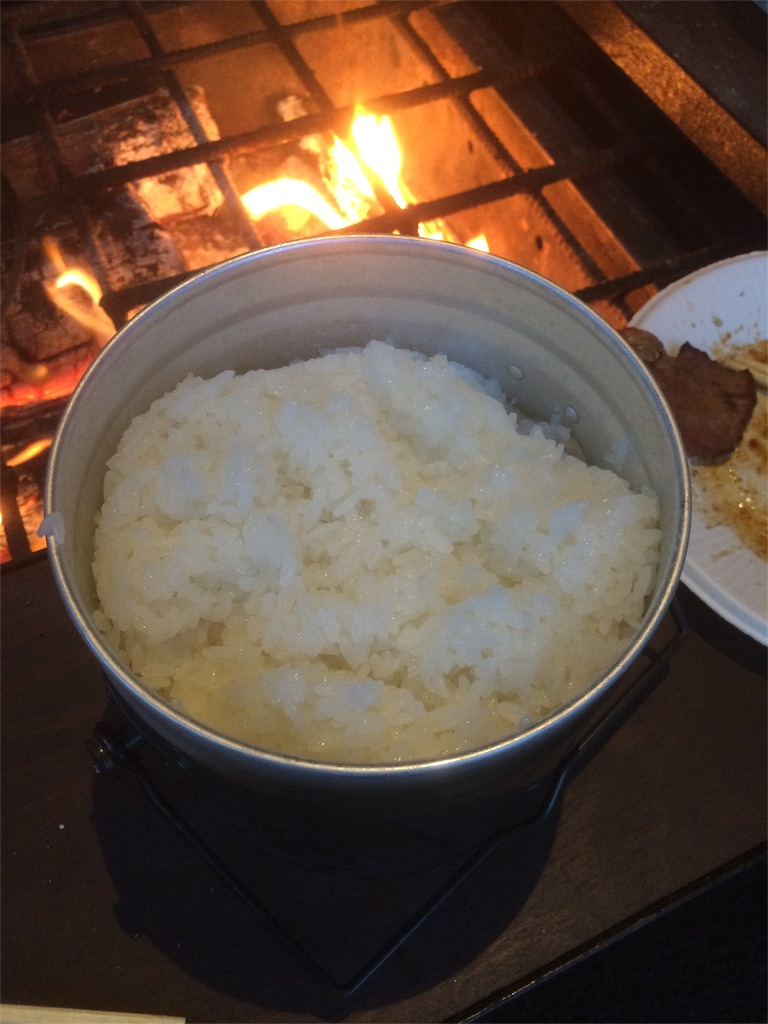 世附川ロッジ　BBQ飯盒でご飯