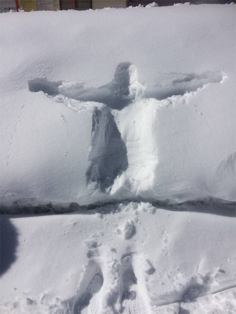 赤倉温泉　人型　雪