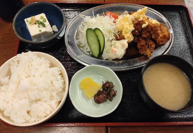 唐揚げ定食