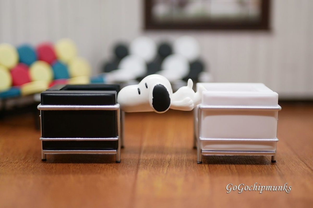 スヌーピー SNOOPY 木製 ミニチュア 椅子 1/24デザイナーズチェアコレクション＆スヌーピーピーナッツすやすや